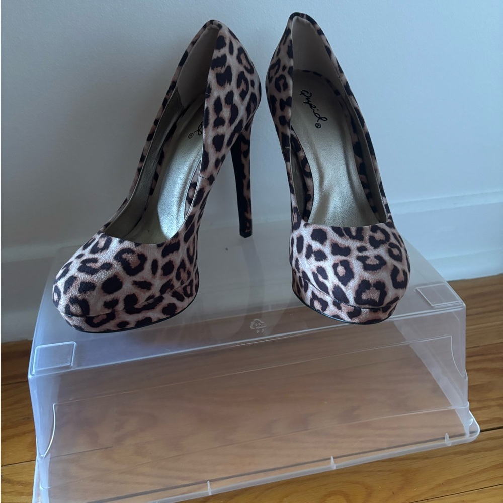 Source Unknown Animal Print Heels